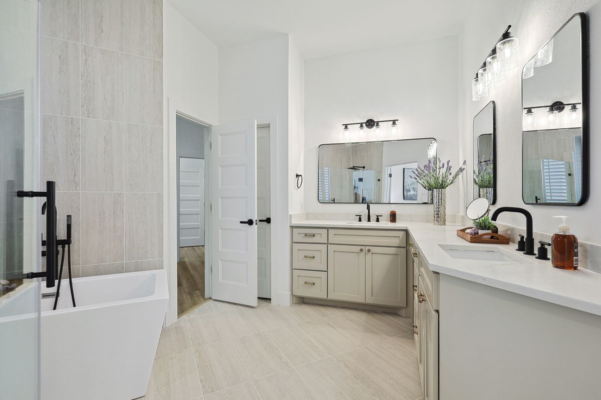 Primary bath vanity and tile